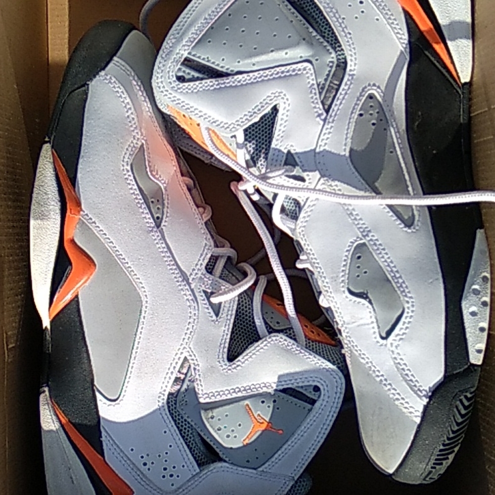 Jordan True Flight